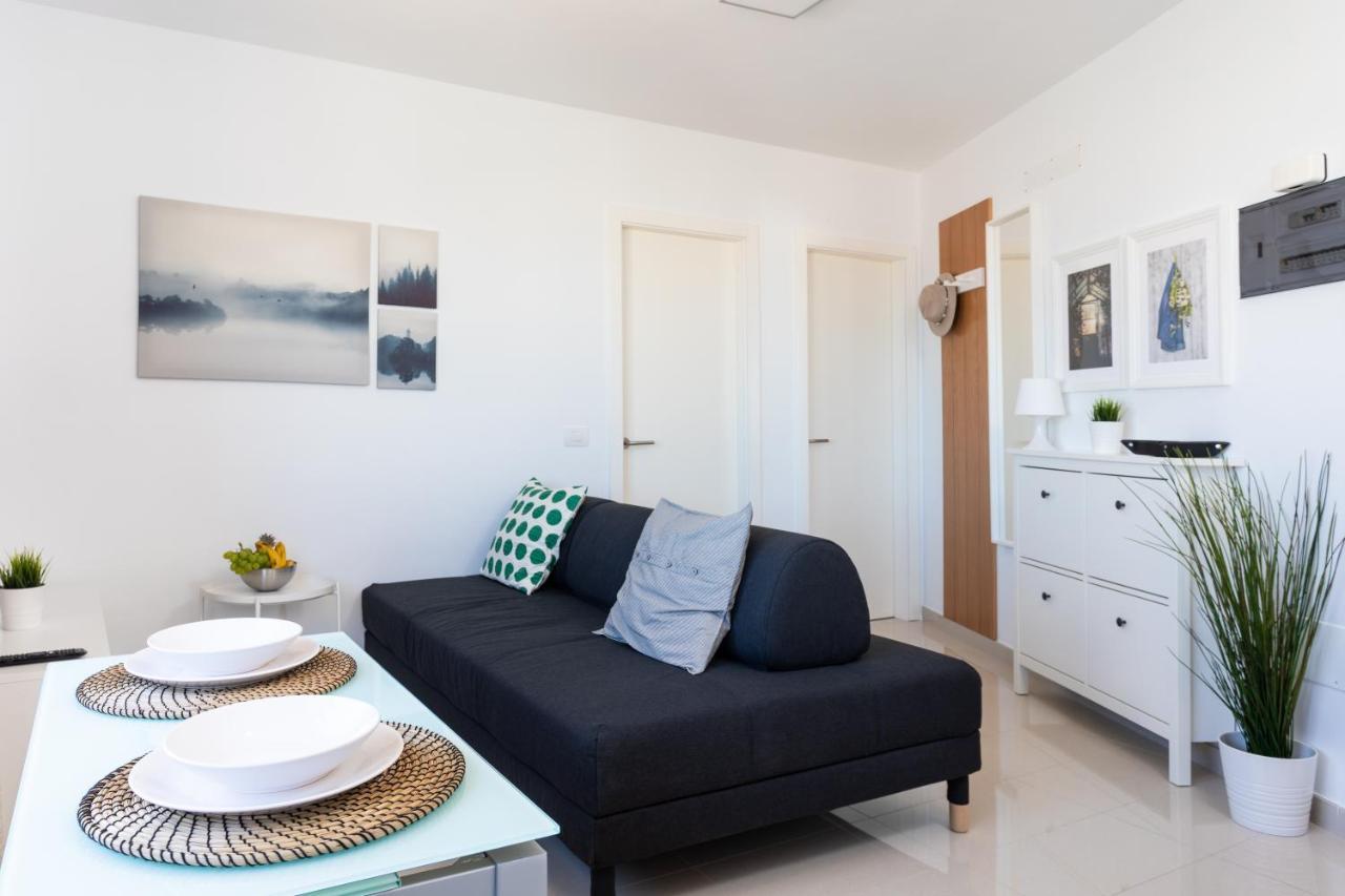 Home2Book Design Bajamar Natural Pool&Beach Bagian luar foto
